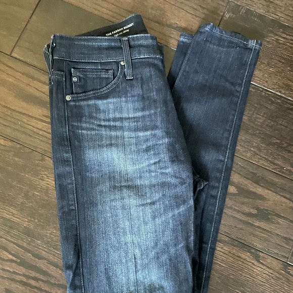 EUC AG Jeans, Farah High Rise Skinny (25) - Picture 1 of 3